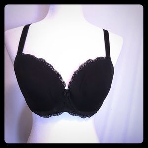 Victoria’s Secret black bra